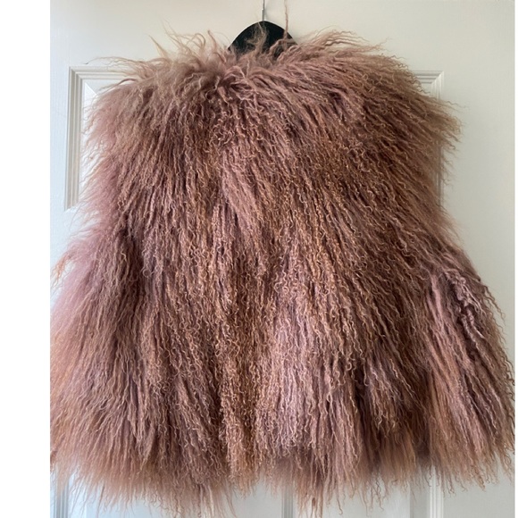 Mongolian lamb blush pink vest (real fur) - Picture 3 of 4